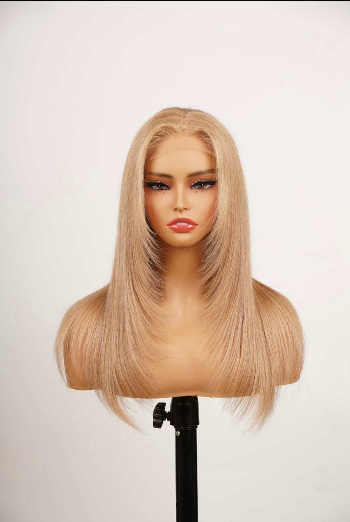 Silky straight blonde wig